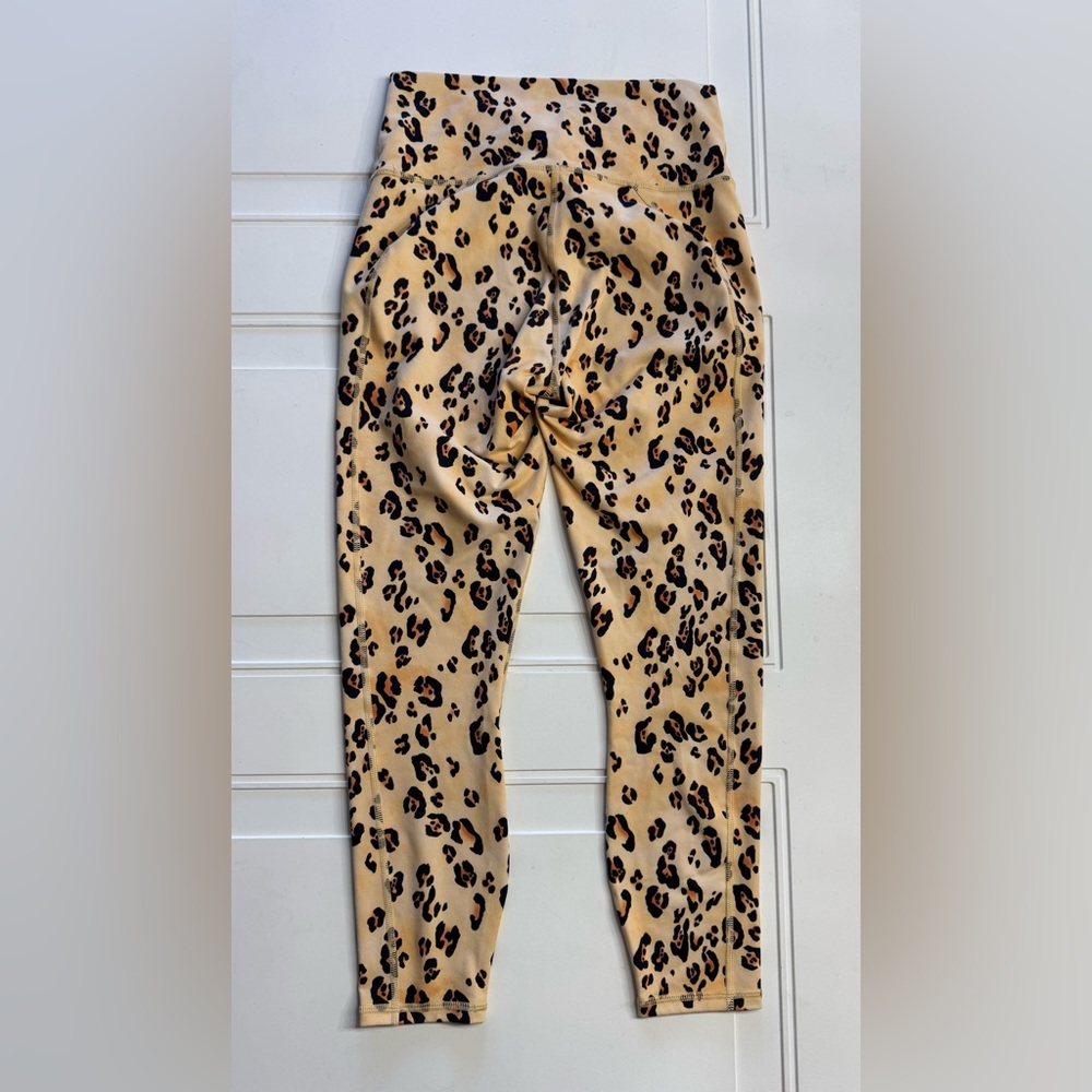 Fabletics Powerhold Women’s Size Small Leopard Print High Waist Leggings - Picture 5 of 5
